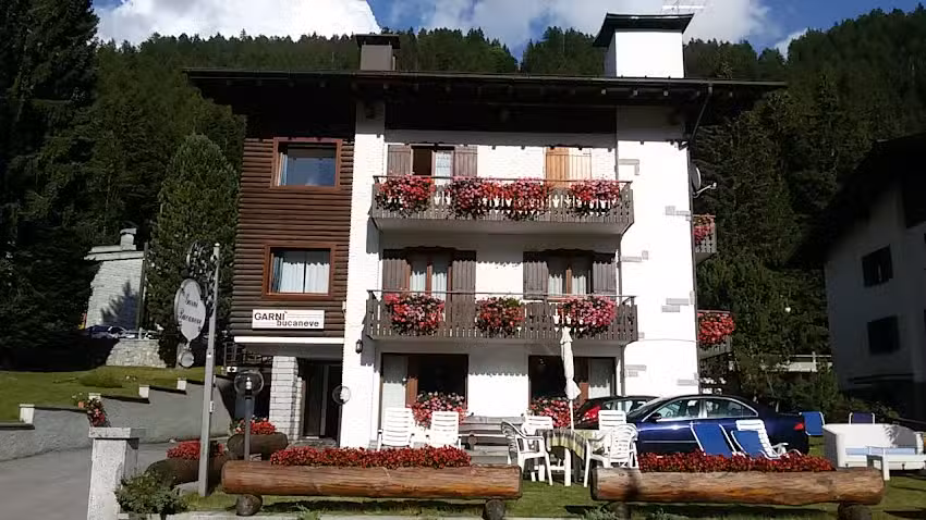 Garnì BUCANEVE Bed & Breakfast