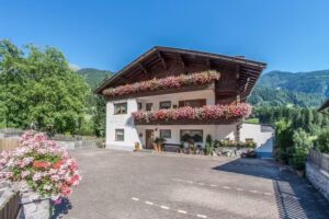 Garni Erlenbach – Tribus Maria – B&B
