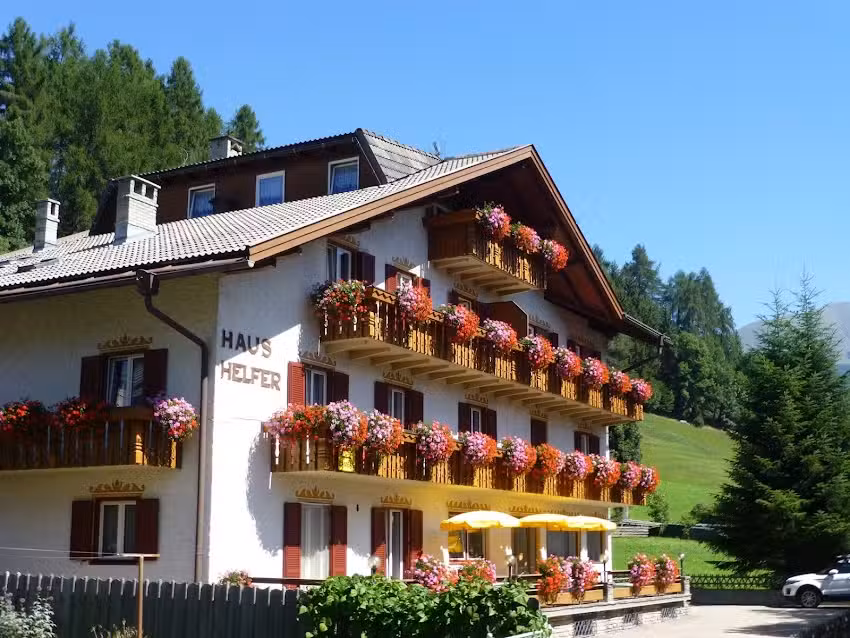 Garni Helfer – B&B Toblach Dobbiaco