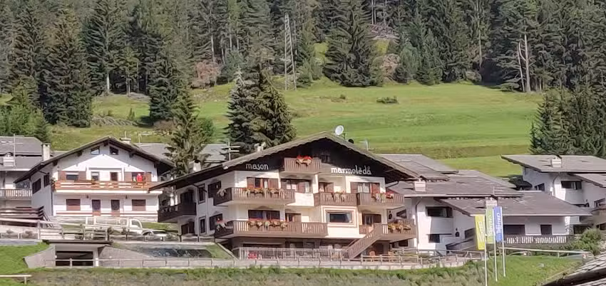 Garni’ Mason Marmoleda