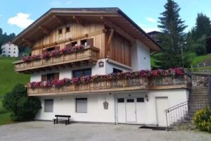 Garni’ Villa Fraina