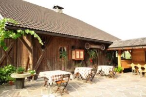 Gasthof zu Tschötsch