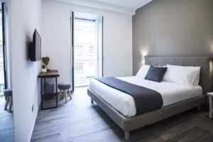 GB Central Station Napoli