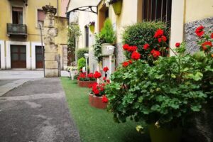Giardino Giusti House & Court