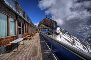 Glacier Hotel Grawand