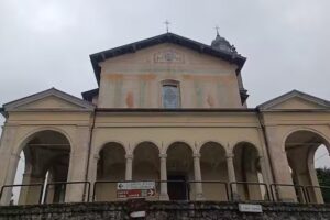 Goccia di Resina – Casa Vacanze Serina