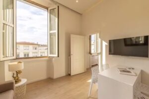 Golden House San Lorenzo