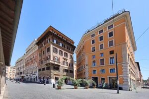 Golden Pantheon Rooms
