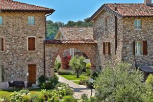 Golf Apartments Lake Garda