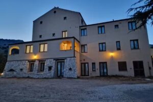 Gorropu Hotel _ trekking Supramonte hotel