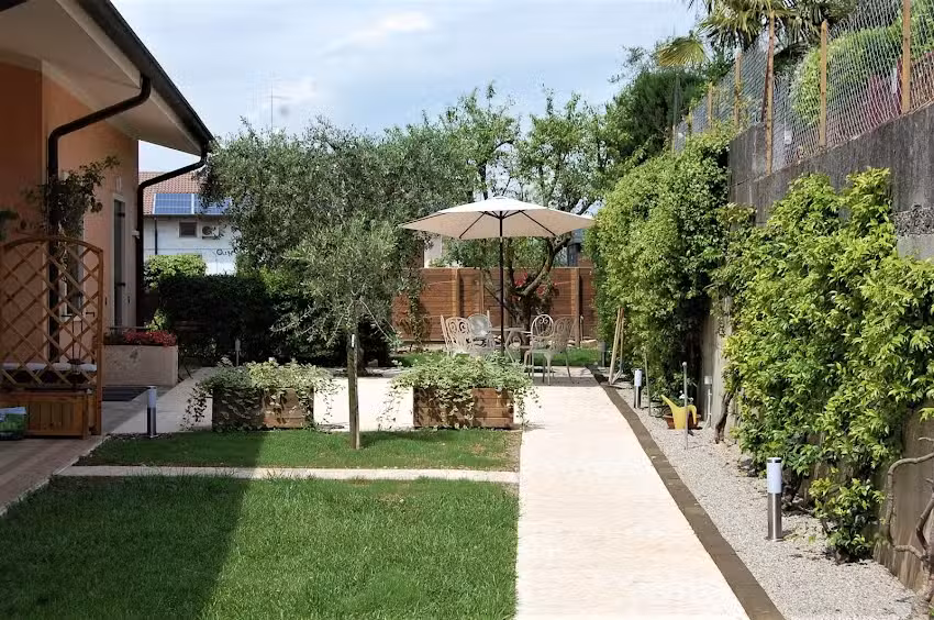 Green Corner Holiday