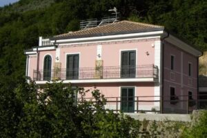 Guest House & Home Restaurant Cifrino