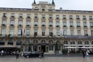 Guest House Train Station