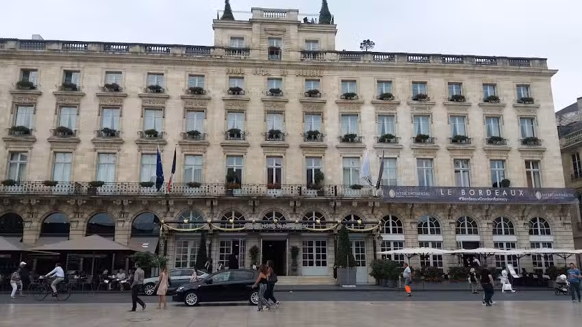 Guest House Train Station