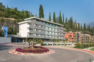 Hoody – Active & Happiness Hotel