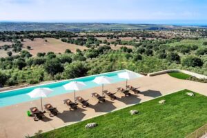 Hotel – Agriturismo: Relais Chiaramonte