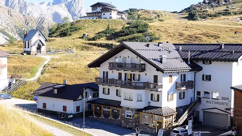 Hotel Alpenrose (Village)