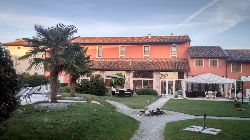 Hotel Antico Borgo Torricella & Wellness