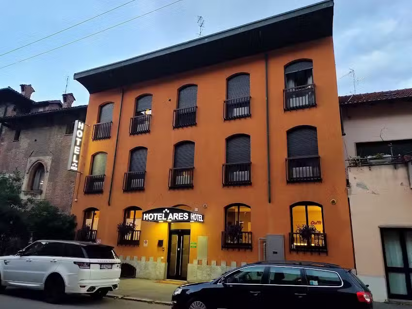 Hotel Ares
