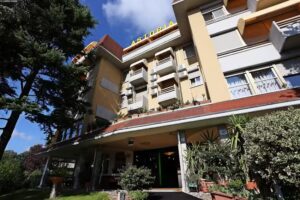 Hotel Astoria Tabiano – Piscina –