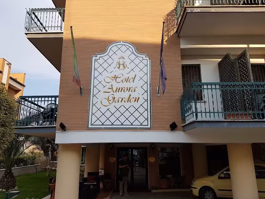 Hotel Aurora Garden