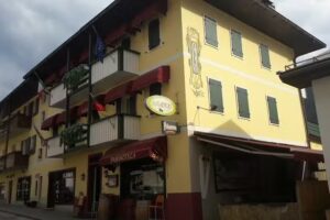 Hotel Barancio & Bar