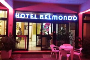 Hotel Belmondo