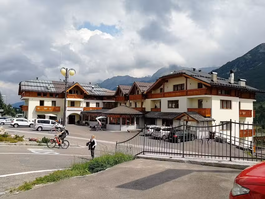 Hotel Biancaneve Passo Tonale