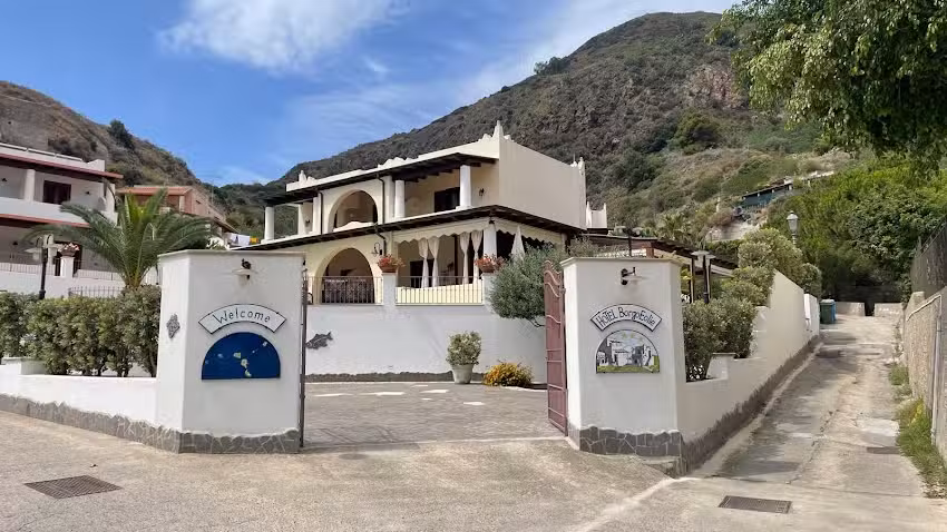 Hotel Borgo Eolie CIN IT083041A1SYCVK86S