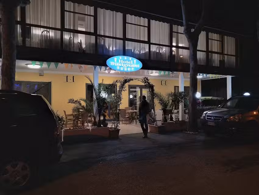 Hotel Busignani