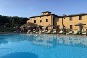 Hotel Casolare le Terre Rosse