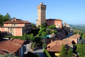 Hotel Castello di Santa Vittoria – Santa vittoria d’alba