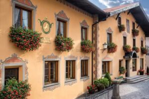 Hotel Cavallino D’Oro Bed & Breakfast