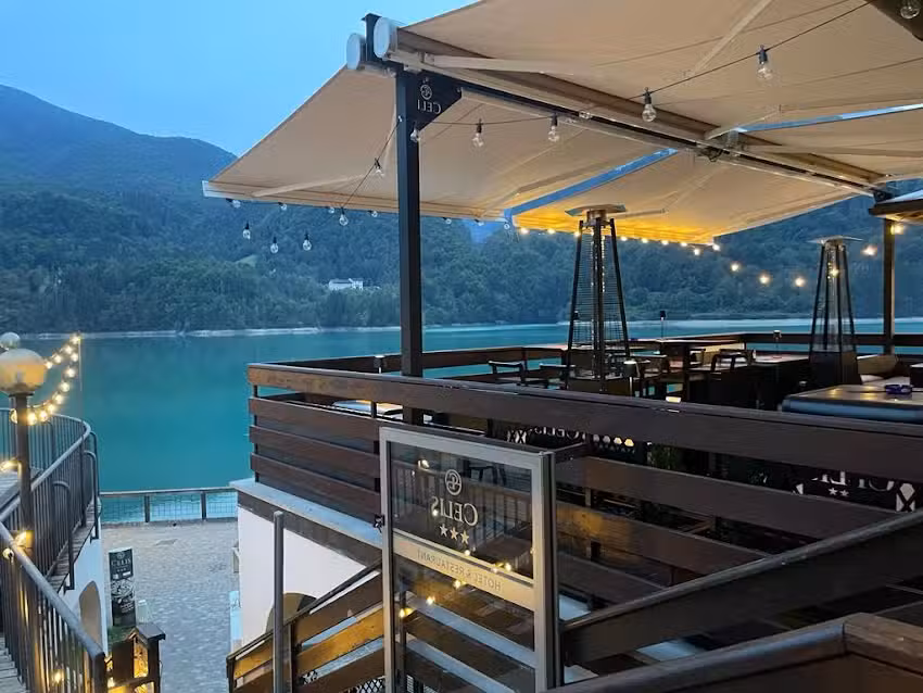 Hotel Celis