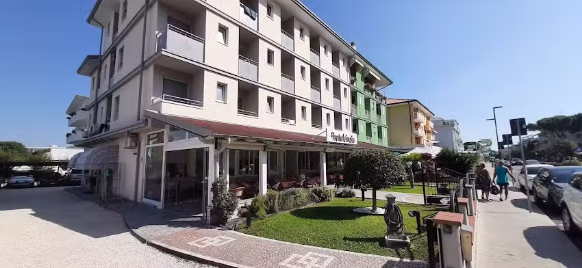 Hotel Cinzia