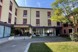 Hotel Clementi