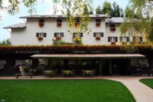 Hotel Compet SNC