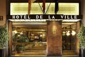 Hotel De La Ville