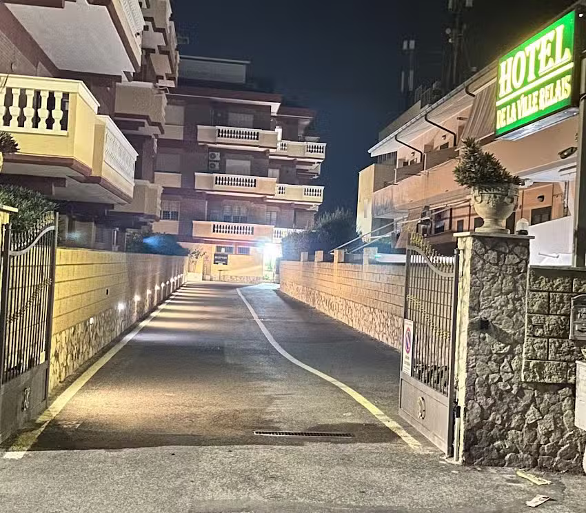 Hotel De La Ville Relais