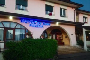 Hotel De Rosa Garni Pizzeria Rosalba