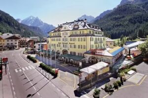 Hotel Dolomiti Schloss