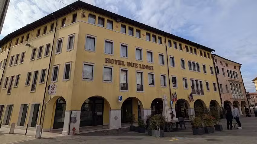 Hotel Due Leoni
