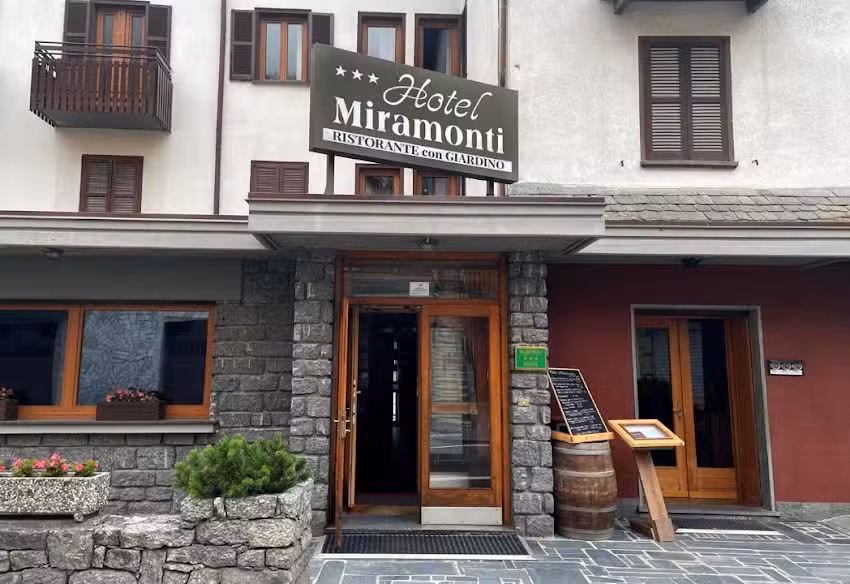 Hotel e Ristorante Miramonti