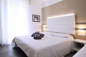 Hotel Etna Di Cerchier Enzo