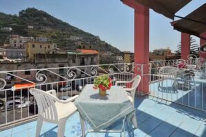 Hotel Europa a Minori – HOTEL a 50 metri dal MARE – Hotel con PARCHEGGIO Costiera Amalfitana