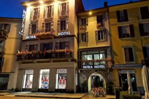 Hotel Intra
