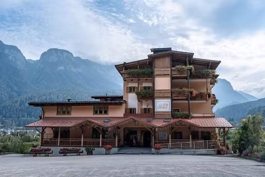 Hotel Job – Garden & SPA