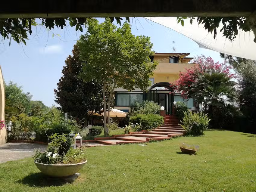 Hotel La Campagnola Di Carbone Raffaela