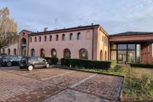 Hotel La Cantina Srl