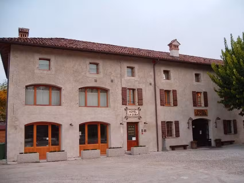 HOTEL LA CUBA